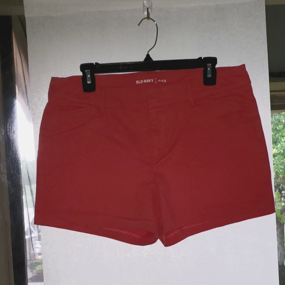 Coral, size 10 shorts. Old Navy
